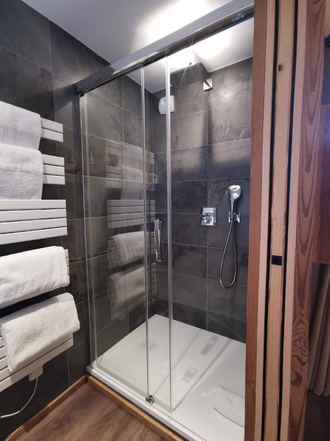 Chalet Jardin D'Angele Chambres D'Hotes คูร์เชอแวล ภายนอก รูปภาพ