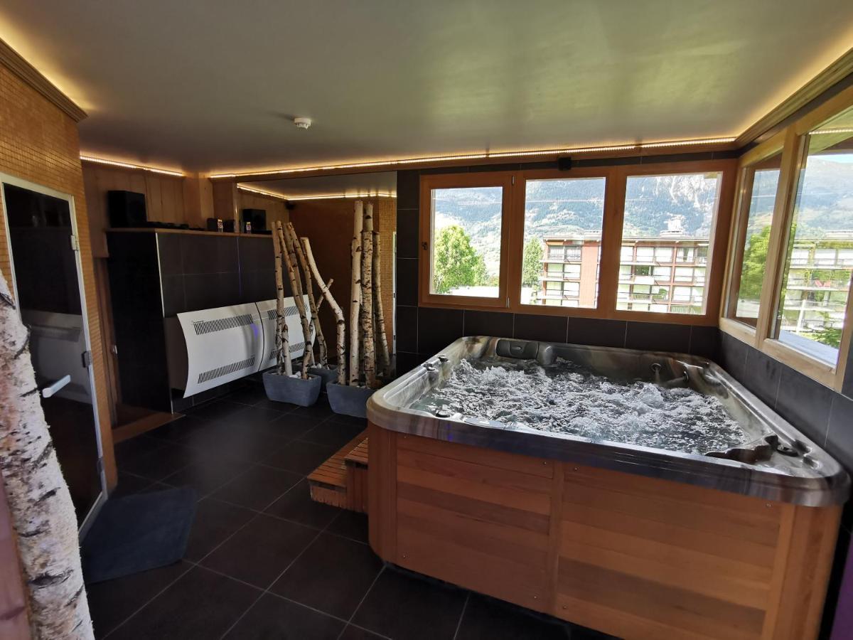 Chalet Jardin D'Angele Chambres D'Hotes คูร์เชอแวล ภายนอก รูปภาพ