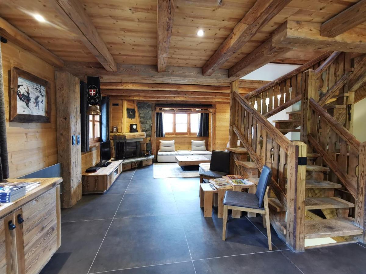 Chalet Jardin D'Angele Chambres D'Hotes คูร์เชอแวล ภายนอก รูปภาพ
