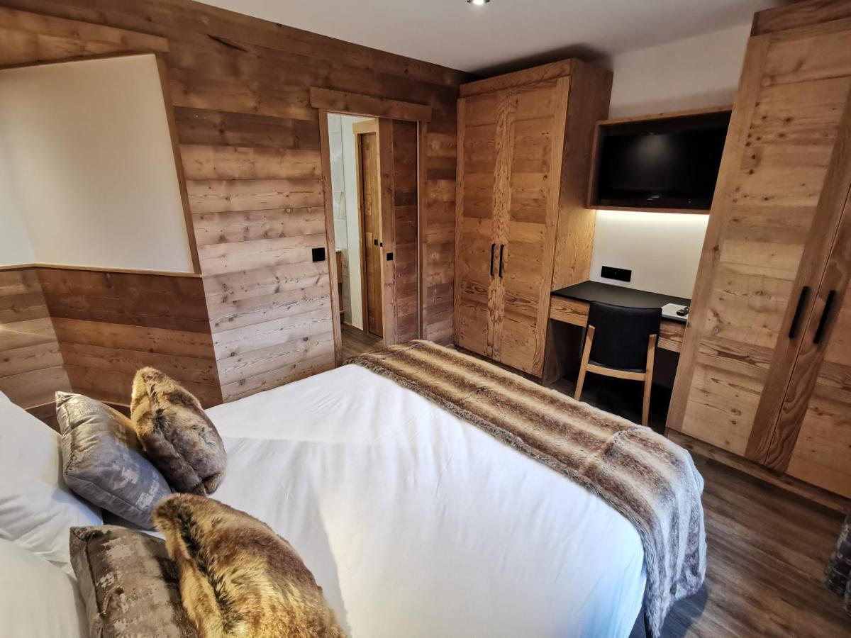 Chalet Jardin D'Angele Chambres D'Hotes คูร์เชอแวล ภายนอก รูปภาพ